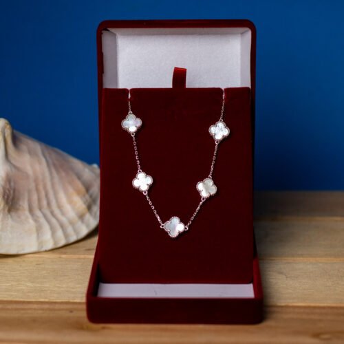 Choker trevo madrepérola